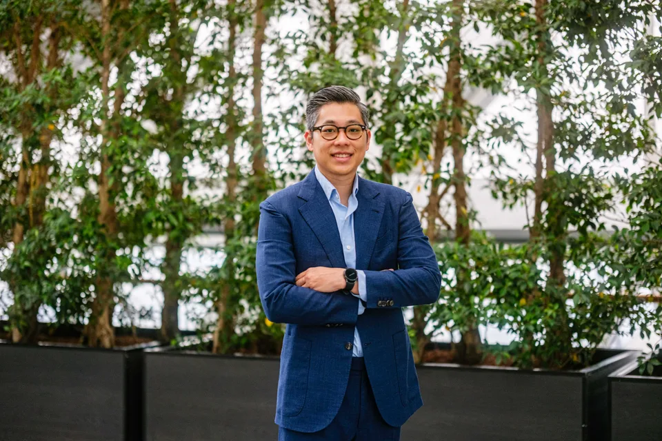 Jonas Corp. Portrait — photograph 7