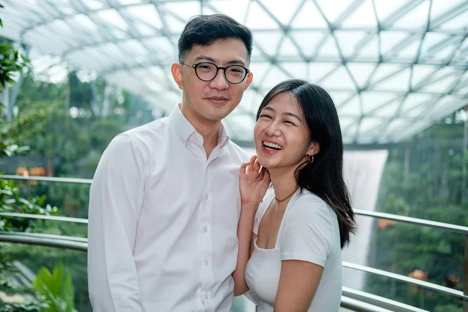 Wei Lun & Hong Hui — photograph 2