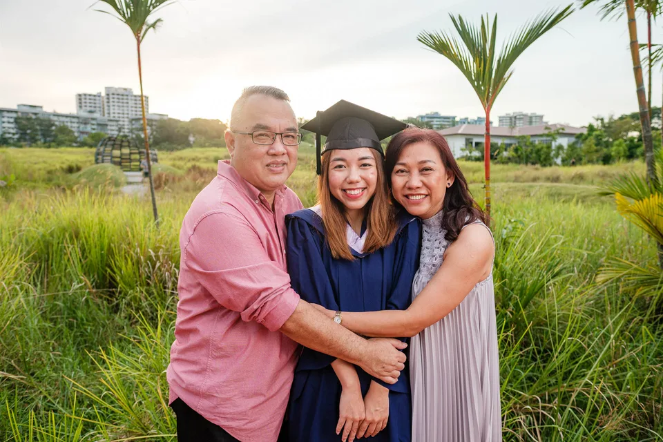 Felicia & family — photograph 11