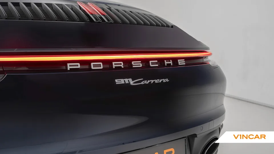 Vincar PORSCHE — photograph 3