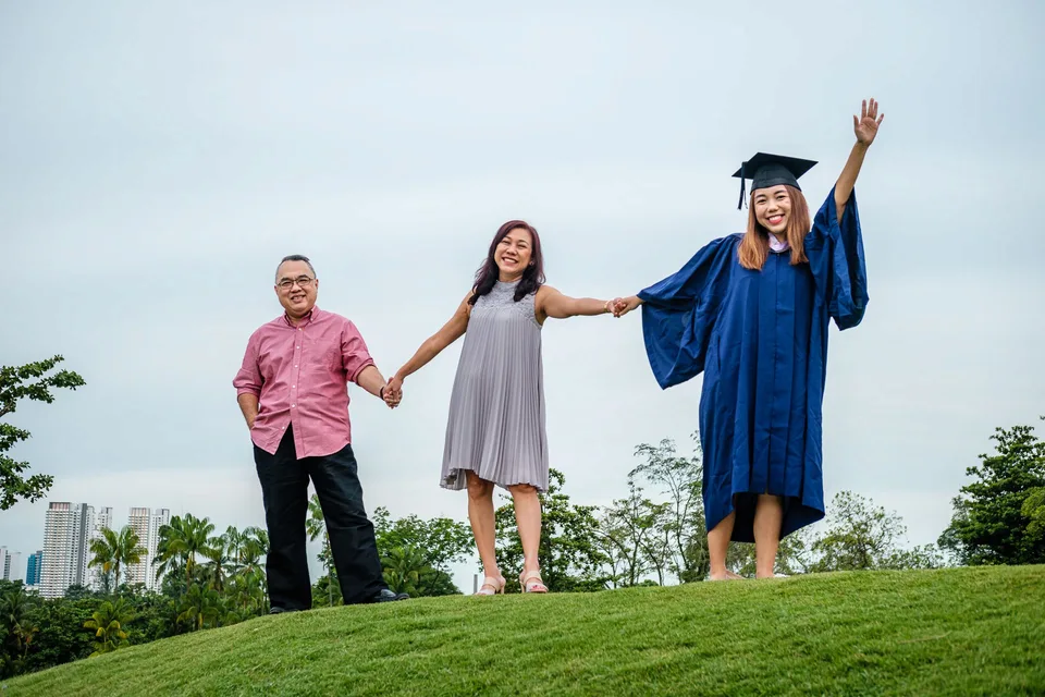Felicia & family — photograph 2