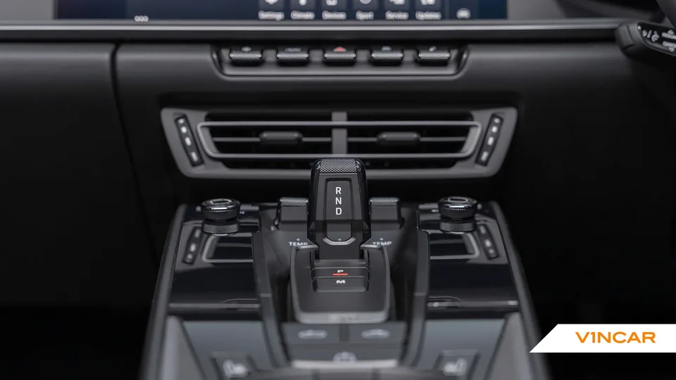 Vincar PORSCHE — photograph 8