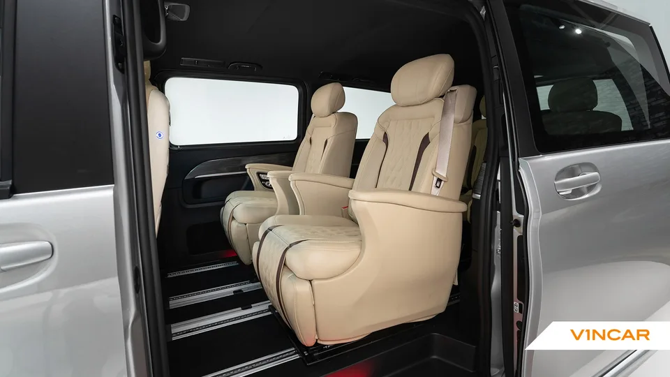 Vincar MB EQV300 BRABUS EDITION — photograph 6